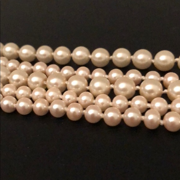 VINTAGE PEARL5 STRAND CREAMY IVORY NECKLACE - Picture 6 of 11